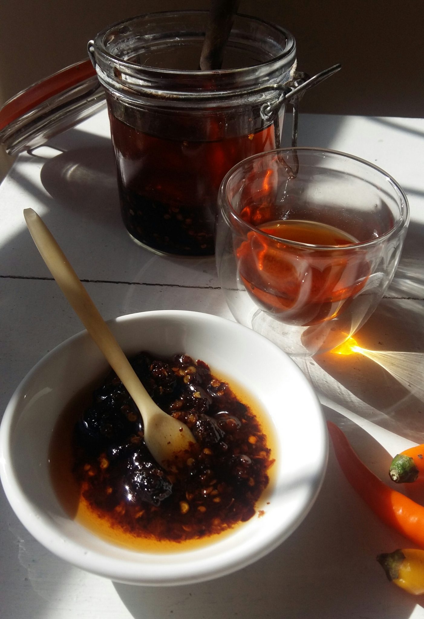 A blast of sunny flavour - spicy roast chilli oil