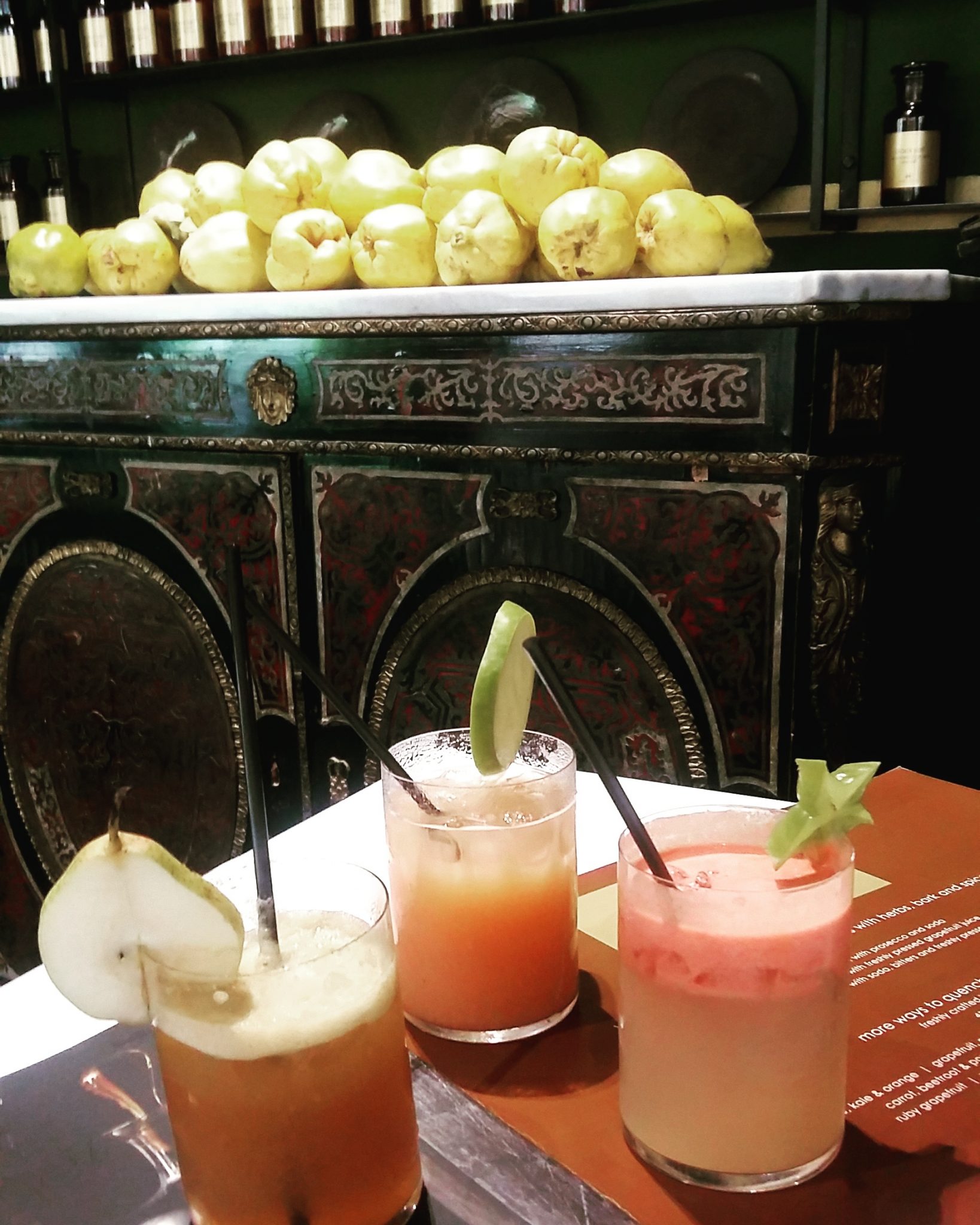 Infused spirits and cold-pressed fruit juice cocktails at Hemelhuijs