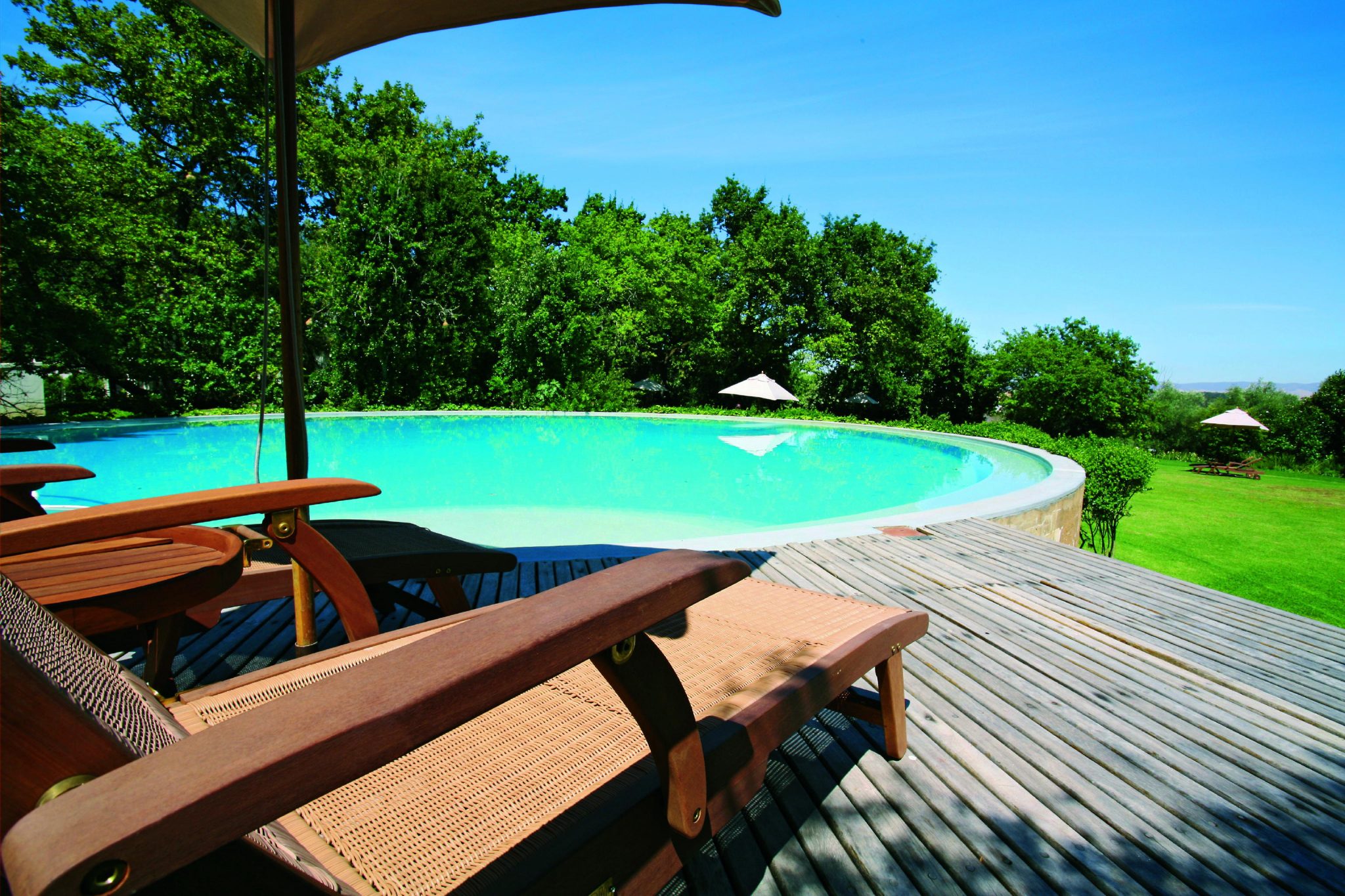 Pool Bartholomeus Klip Farmhouse garden Sonia Cabano blog eatdrinkcapetown